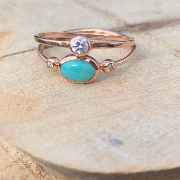 Beautiful 10k Rose Gold Turquoise Diamond Ring Set - Picture 7 of 8